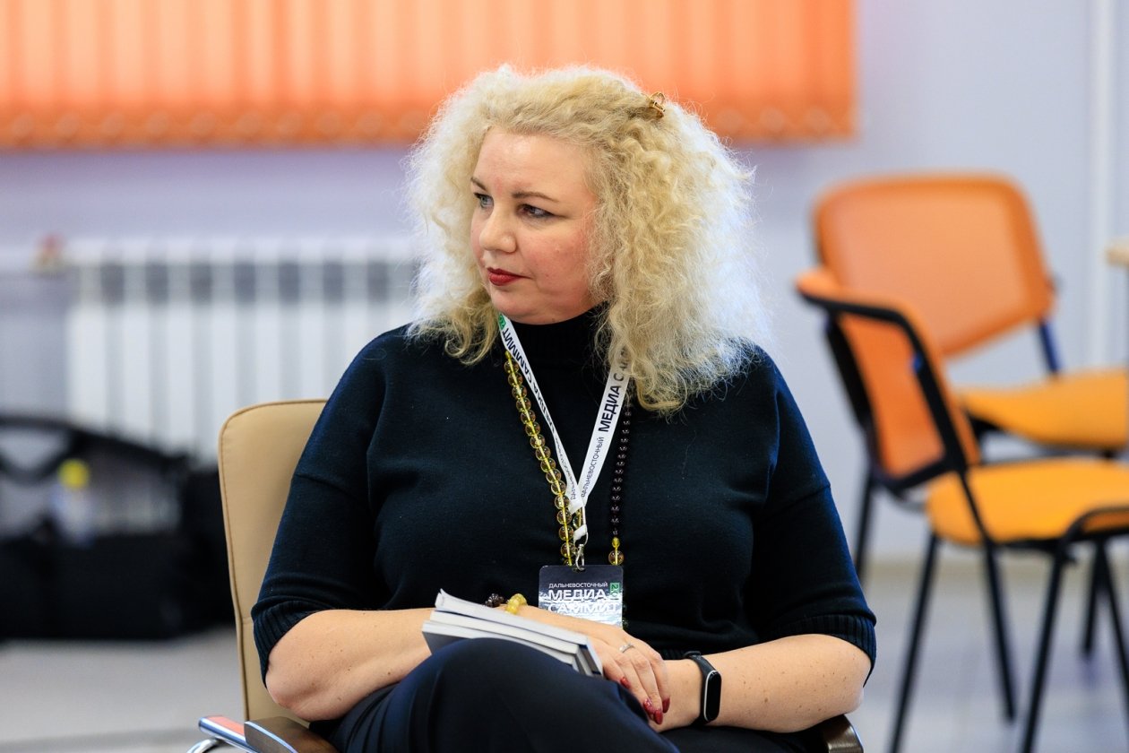 На круглом столе Премии имени Арсеньева в Биробиджане. Светлана Друковская. Фото: Кулешов Евгений, ИА PrimaMedia